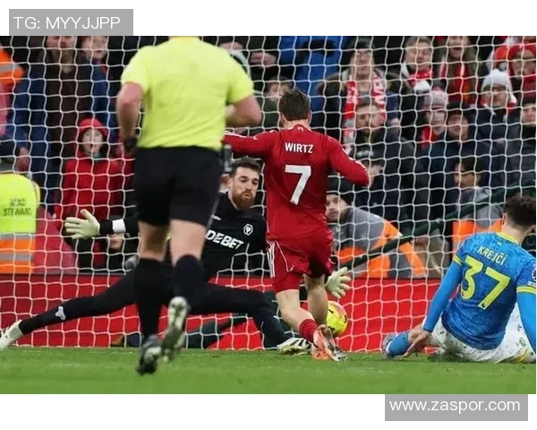 卡拉格：维尔茨踢出加盟英超最佳体现；赤军阵型装备不合理